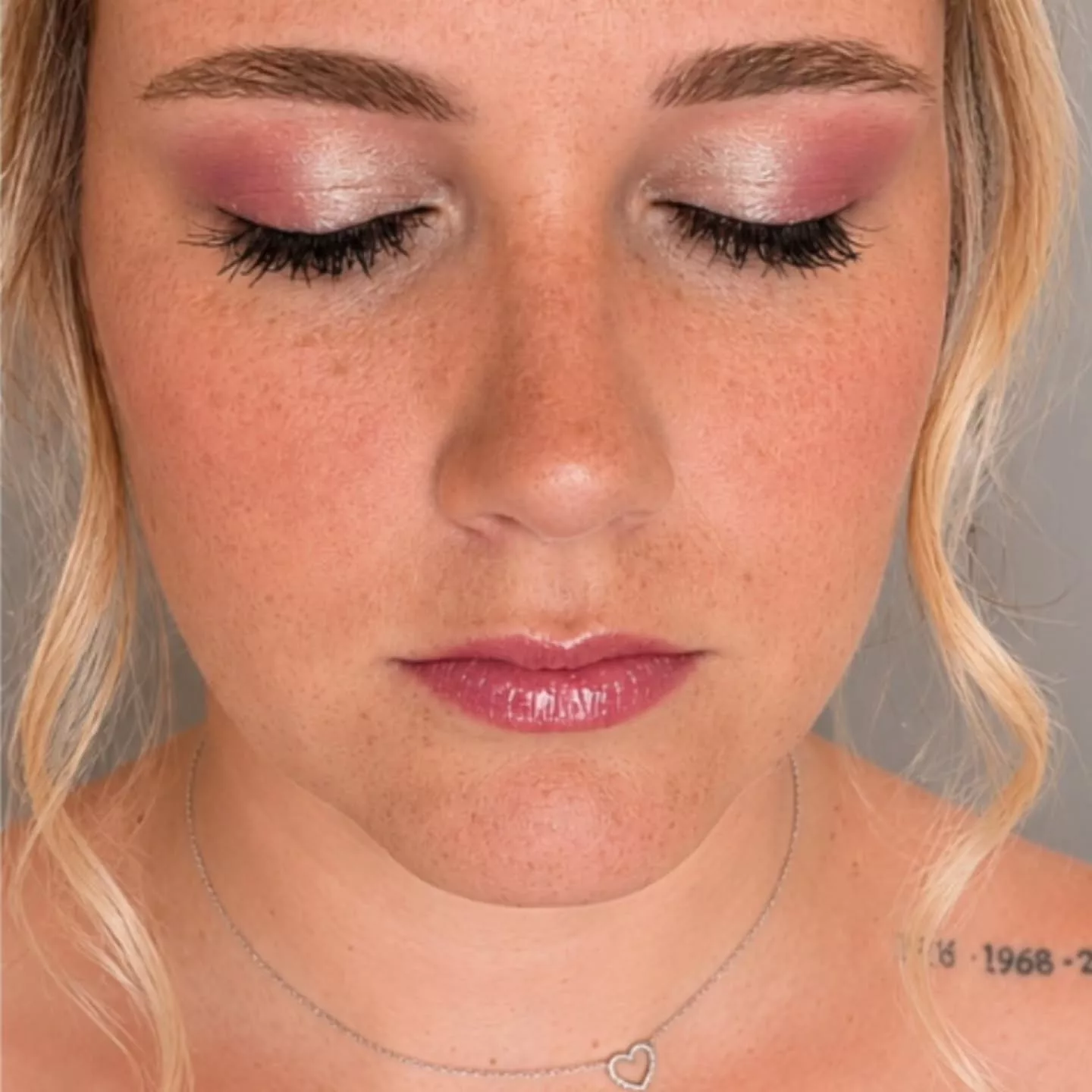 Soft Make-Up
